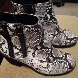 Snakeskin Patterned Ankle Boots